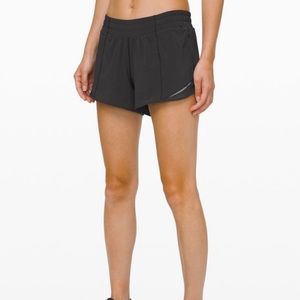 Lululemon Hotty Hot Short II